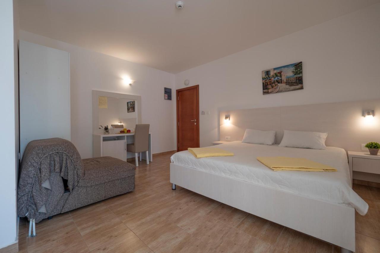 Villa Skyprime Μπούντβα Δωμάτιο φωτογραφία
